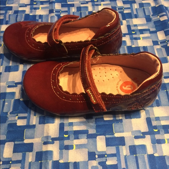 Garvalin (made in Spain) girls shoes rich red - Picture 7 of 9